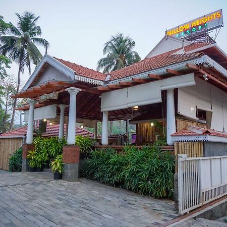 Willow Heights Athirappilly Esterno foto
