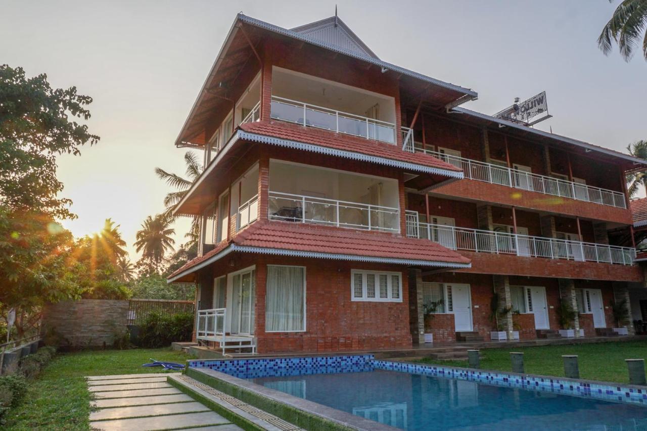 Willow Heights Athirappilly Esterno foto