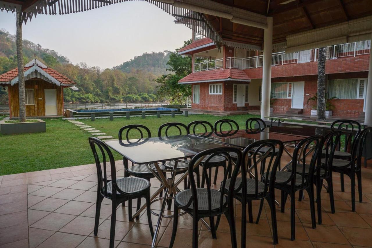 Willow Heights Athirappilly Esterno foto