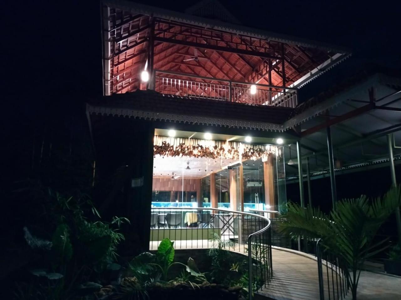 Willow Heights Athirappilly Esterno foto