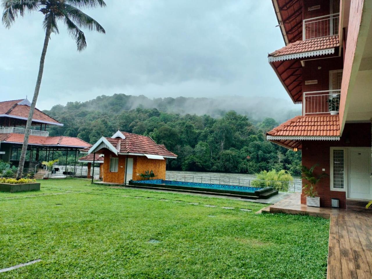 Willow Heights Athirappilly Esterno foto