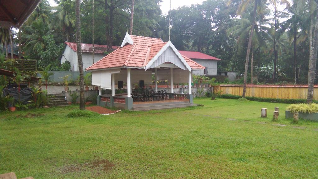 Willow Heights Athirappilly Esterno foto