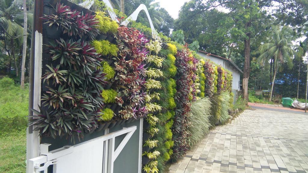 Willow Heights Athirappilly Esterno foto