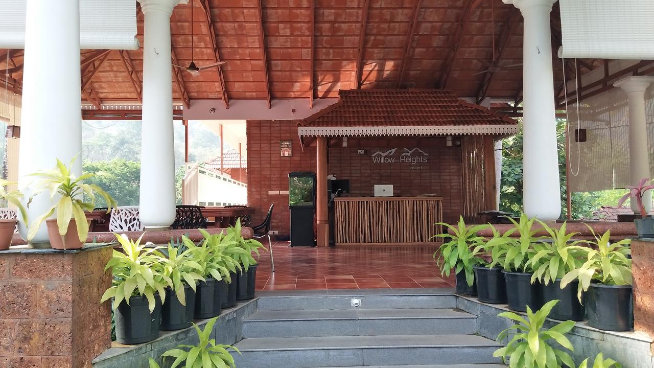 Willow Heights Athirappilly Esterno foto