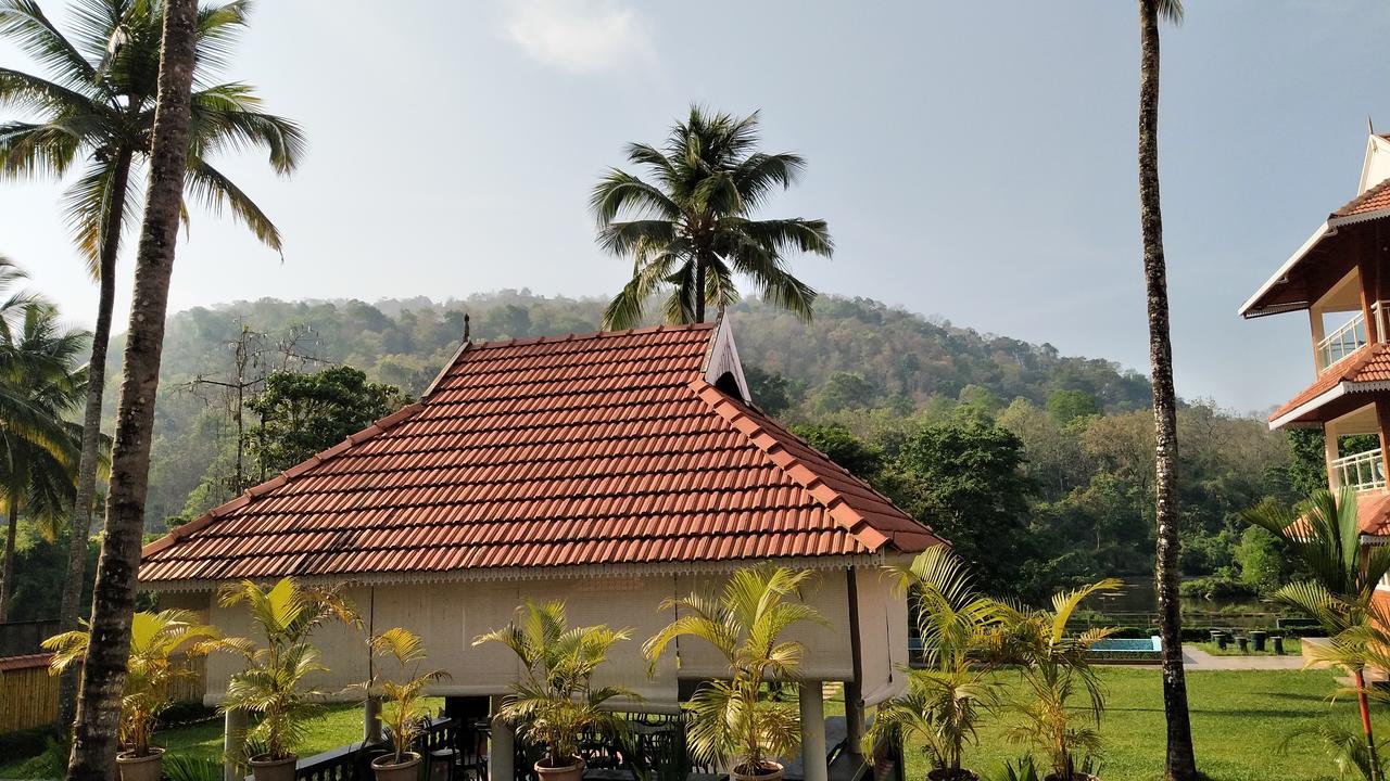 Willow Heights Athirappilly Esterno foto