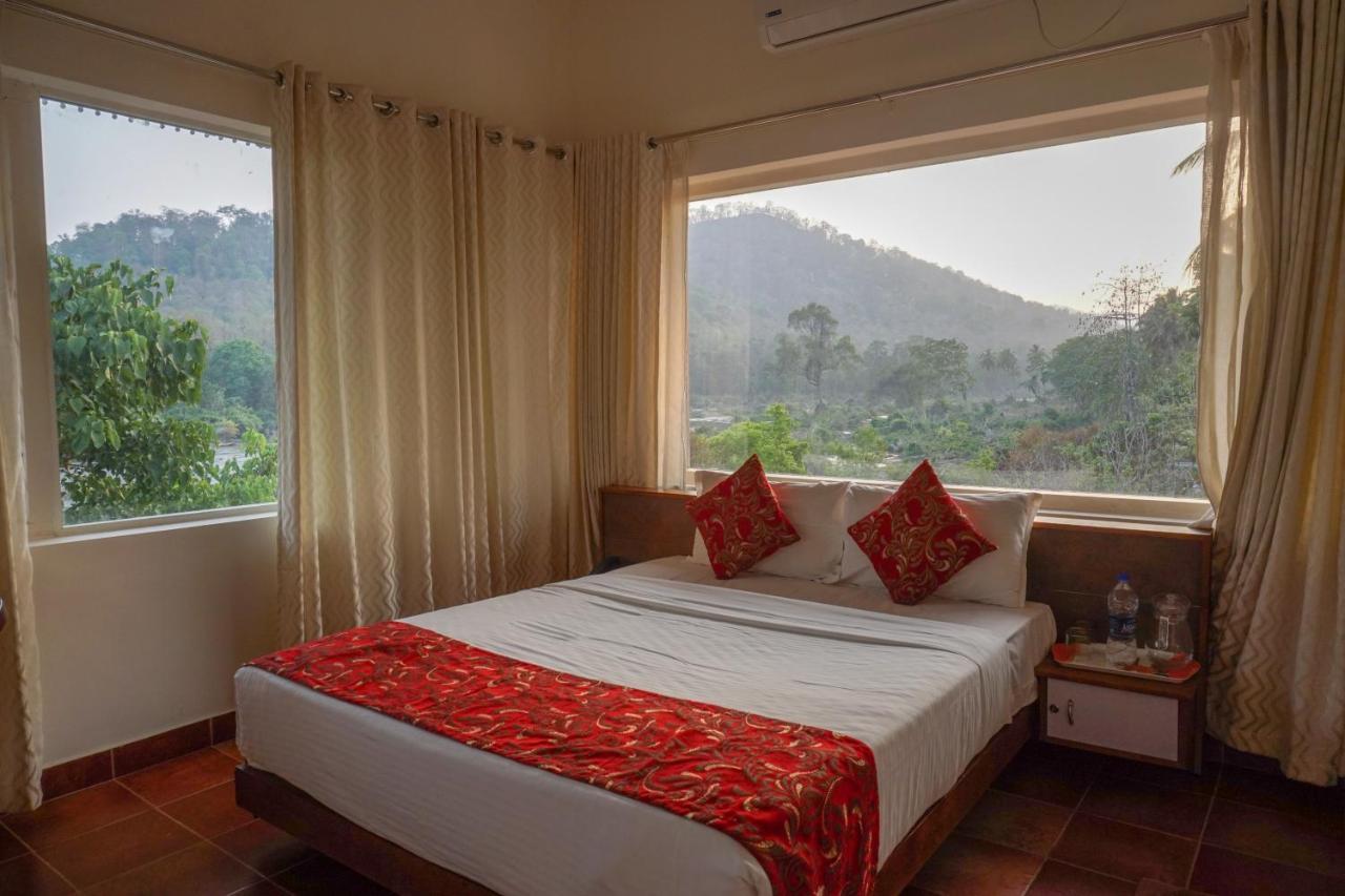 Willow Heights Athirappilly Esterno foto