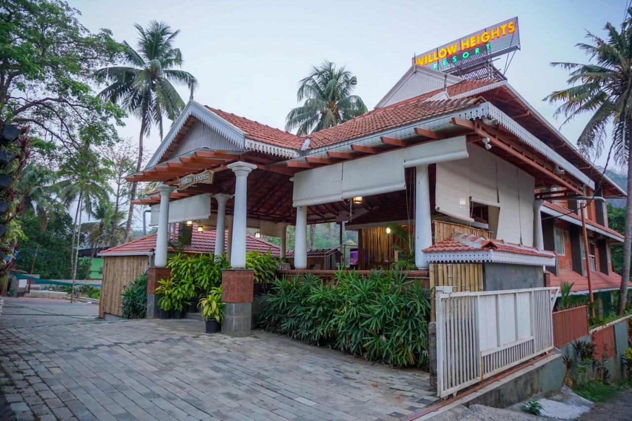 Willow Heights Athirappilly Esterno foto