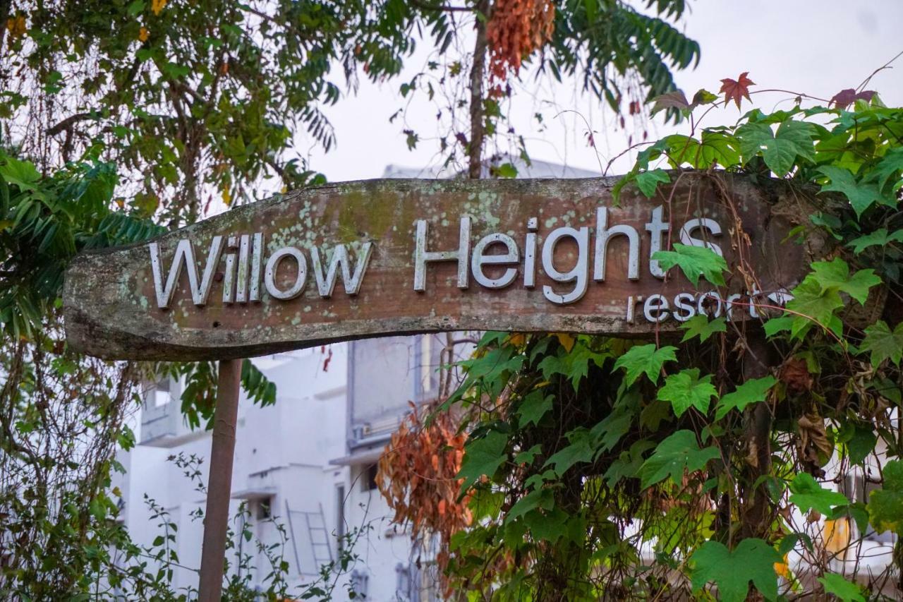 Willow Heights Athirappilly Esterno foto